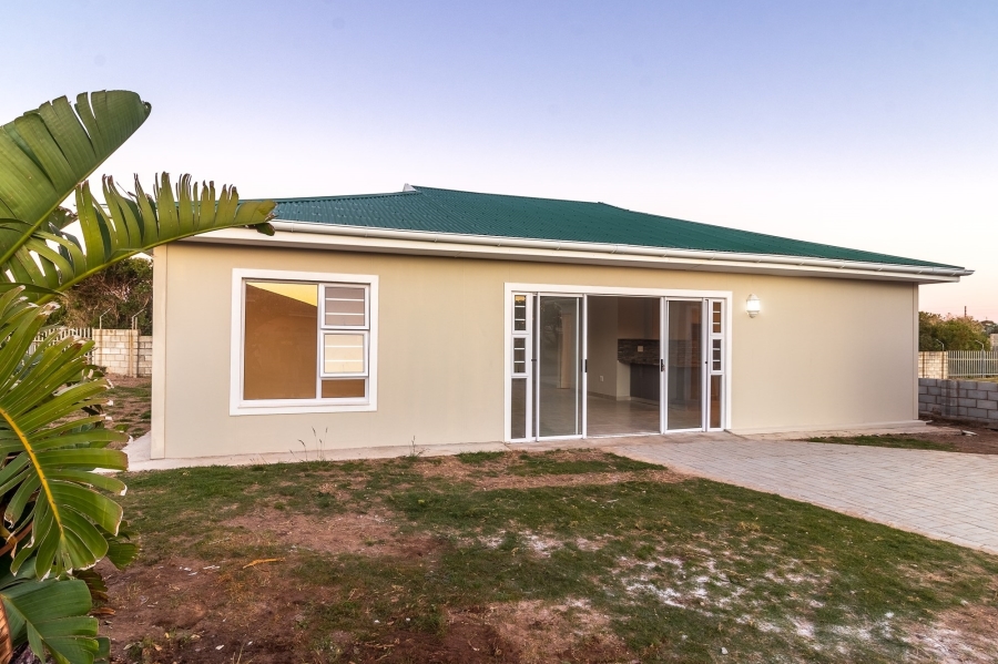 3 Bedroom Property for Sale in Boknesstrand Eastern Cape